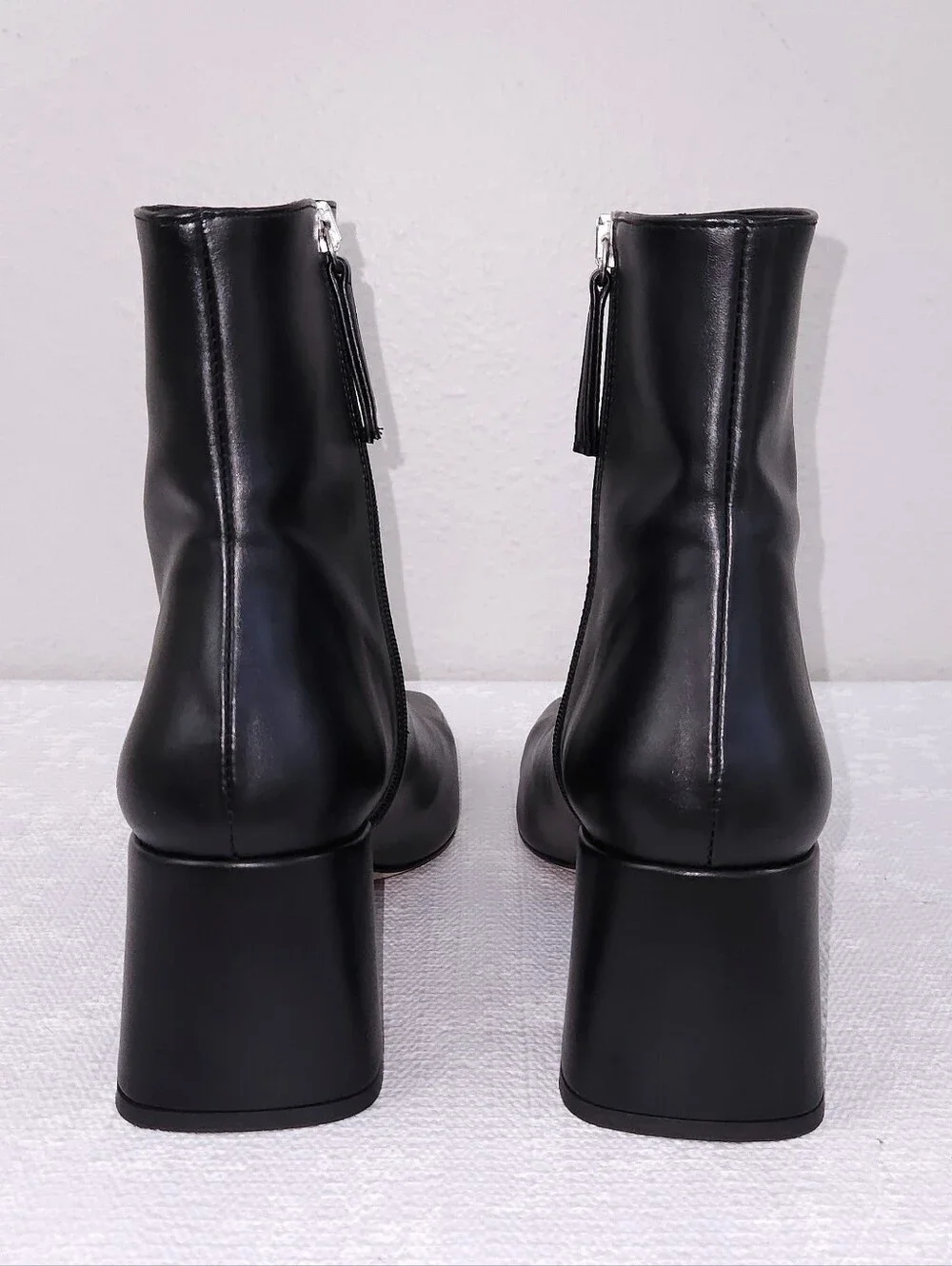 Alohas SVEGAN Watercolor Boots Black Vegan Leather Heeled Booties EU 39